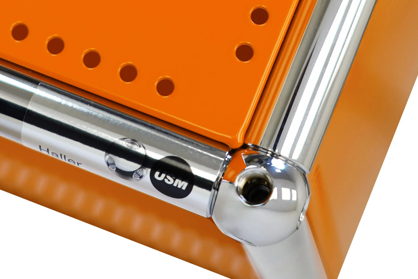 USM Haller Weinregal Reinorange RAL 2004