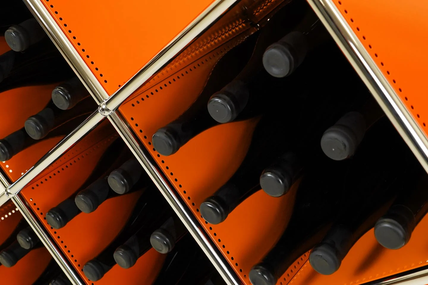 USM Haller Weinregal Reinorange RAL 2004