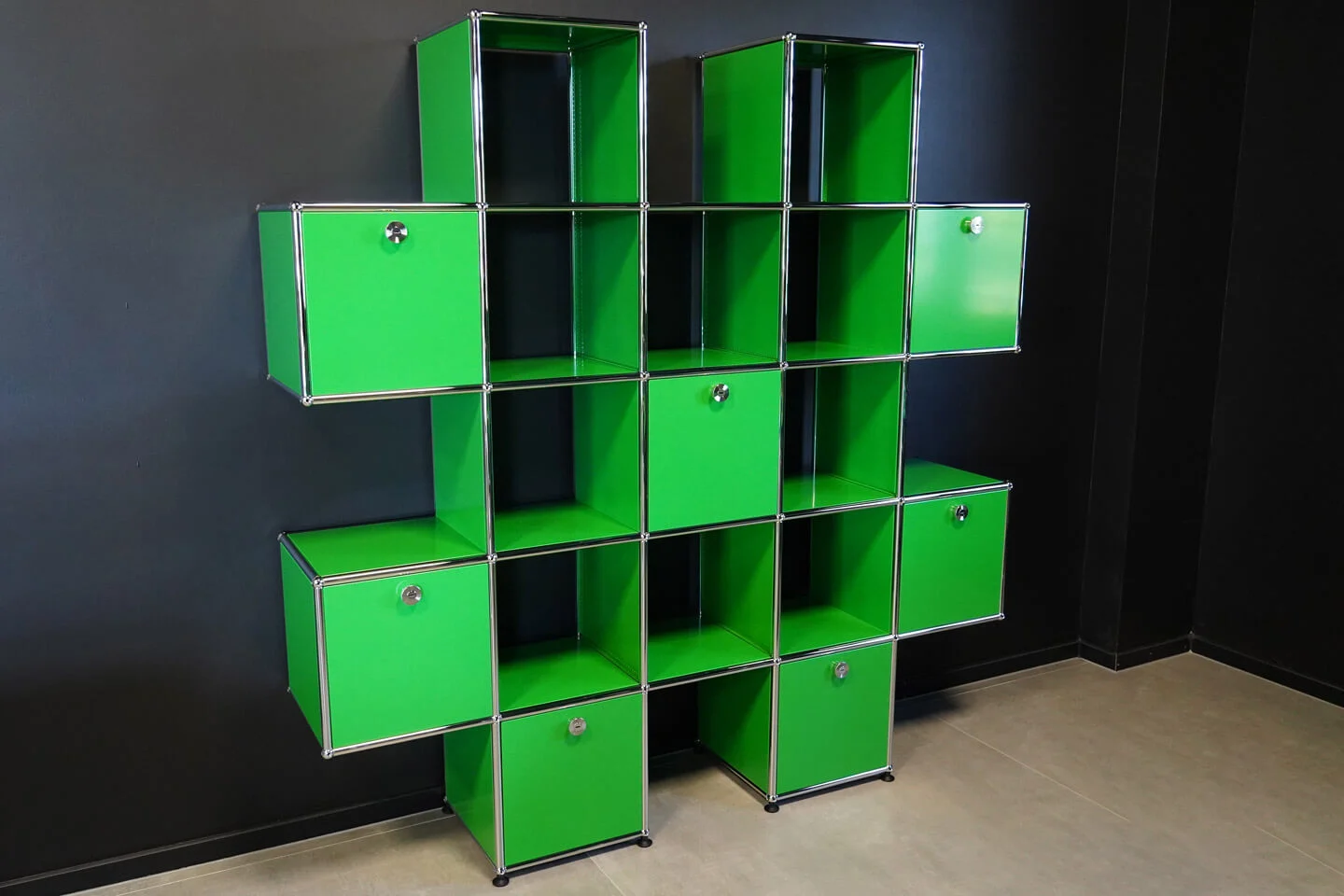 USM Haller Wohnwand USM Grün