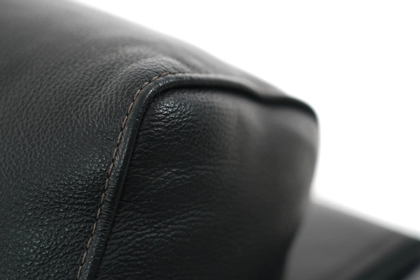 Vitra Park Swivel Armchair Sessel Leder / Schwarz – Bild 3